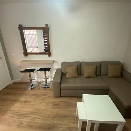Apartament Turistico Campo De La Verdad