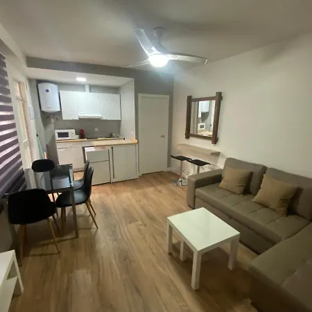 Turistico Campo De La Verdad Apartament Kordoba